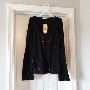 Maxrave small vneck black lightweight sweater